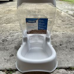 Petmate Dog Food Feeder