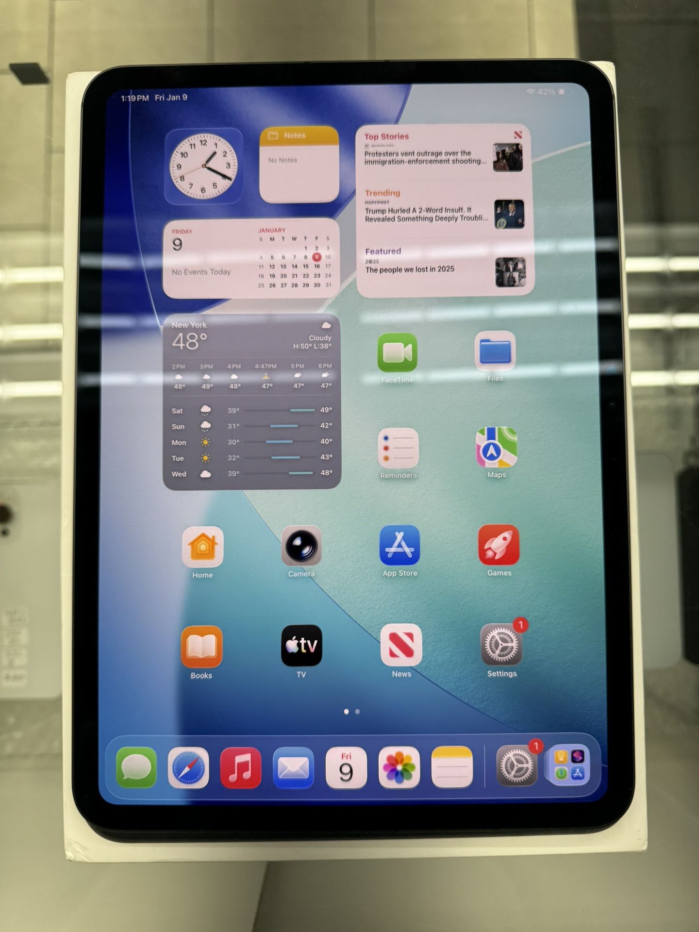 iPad Pro 11-inch (M4) 7th Generation WiFi + Cellular