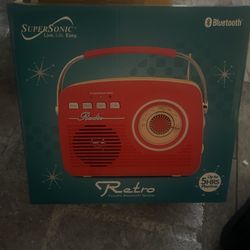 Retro Portable Bluetooth Speaker