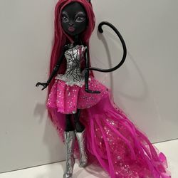 Catty Noir Monster High Doll