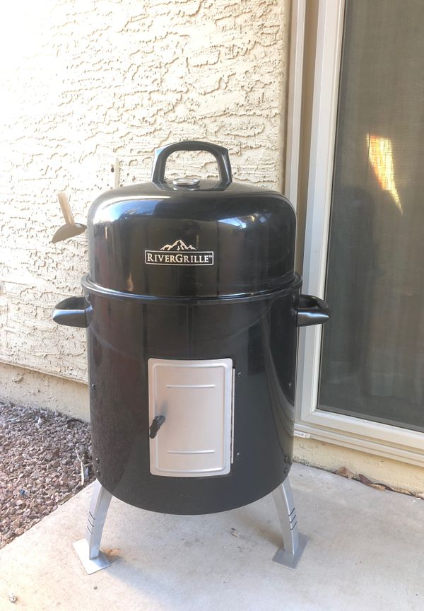 Rivergrille Smoker for Sale in Mesa, AZ OfferUp