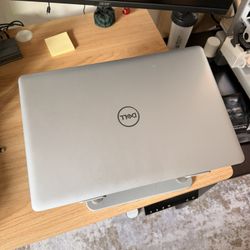 Dell Inspiron 5770 | i7 | 16GB RAM | 2TB Storage | 17" Screen | Fingerprint 
