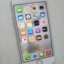 Apple iPhone 7 32 GB T-MOBILE BY METRO PC. COLOR SILVER. WORK VERY WELL. PERFECT CONDITION. 