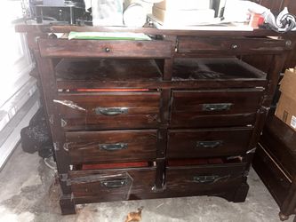Big Dresser
