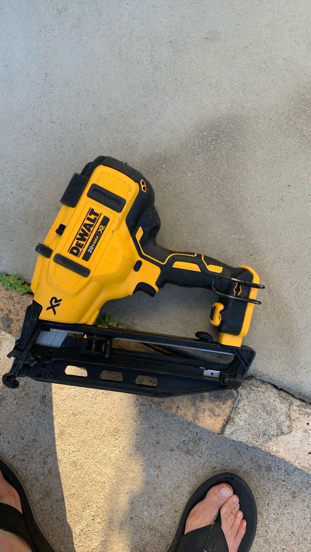 DeWalt XR Nail Gun