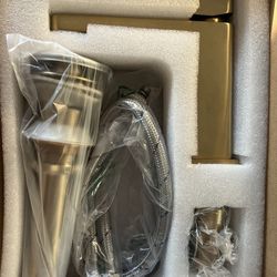 SOLID AND DURABLE BRASS FAUCET