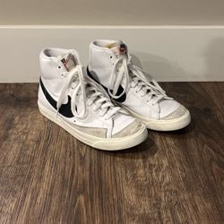 Nike Blazer Mid ‘77 Sneakers