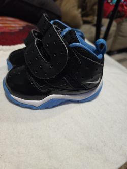 5c toddler Nike sharkley Air zoom