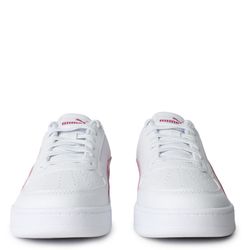 Entresuela y suela de goma. Con cordones
Logotipo de PUMA en la lengüeta, la franja característica y el talón