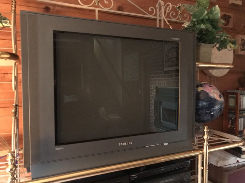 Samsung 32” HD Flat Tube CRT TV