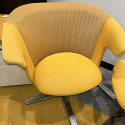 Herman Miller Modern Lounge Chair – Yellow (Authentic)