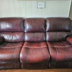 Nice Couch For The Low 