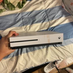Xbox 1s 