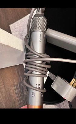 Dyson air wrap multi styler