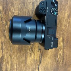 Sony A6400 With Sony E 55mm F1.8 