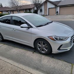 2018 Hyundai Elantra