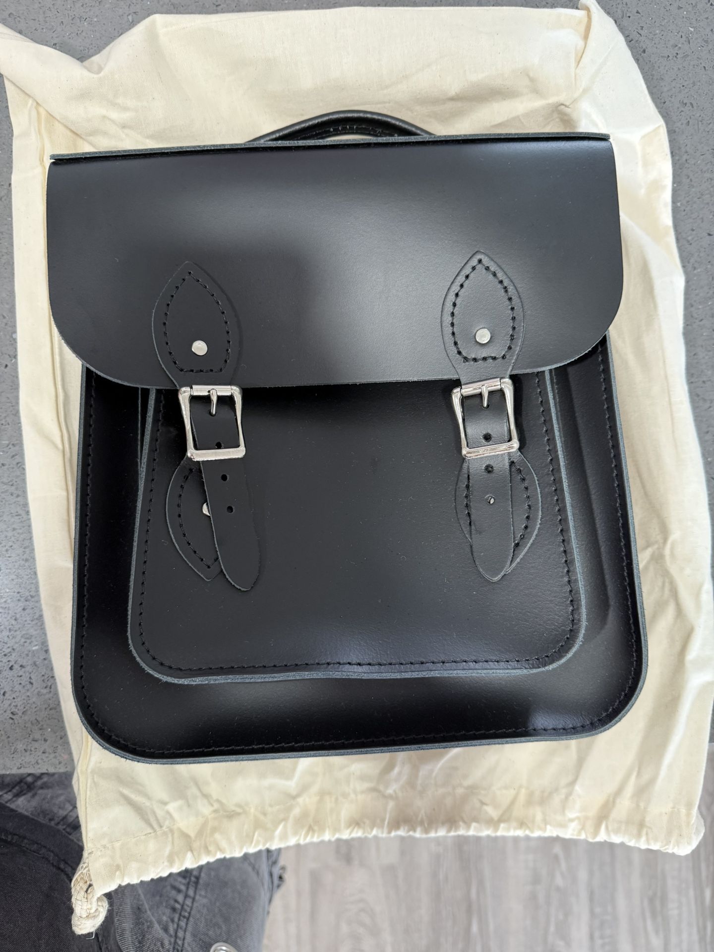 small portrait backpack (blk leather)