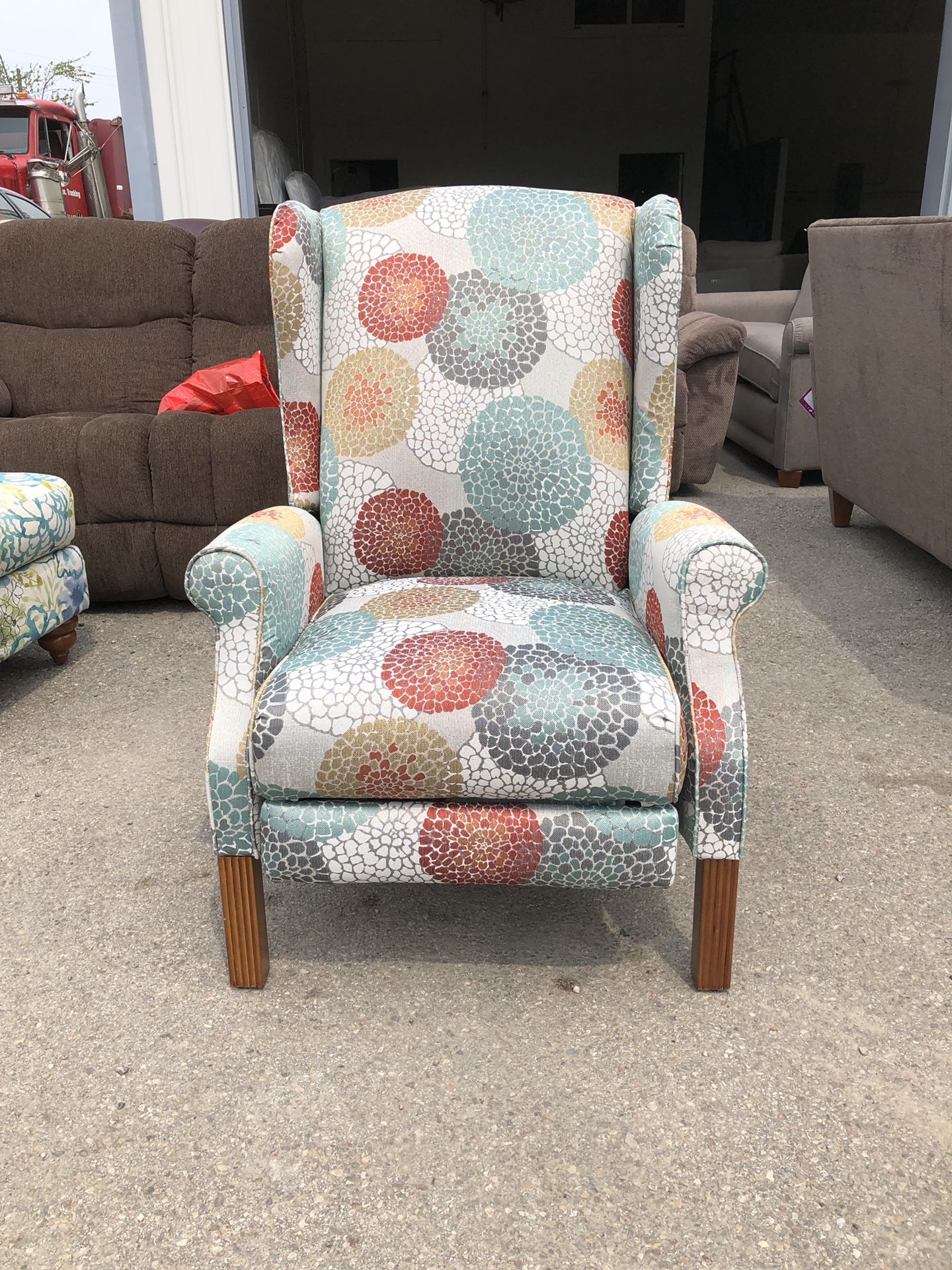 La-Z-Boy Reclining Accent Chair