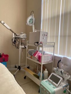 Esthetician Equipment