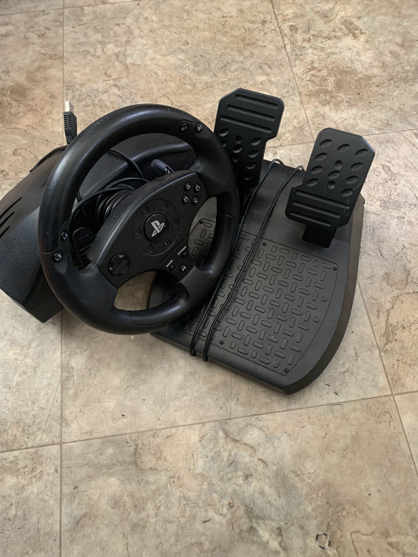 Thrustmaster Racing Wheel PS3 & PS4