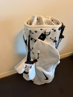 Nike Golf Bag - like new