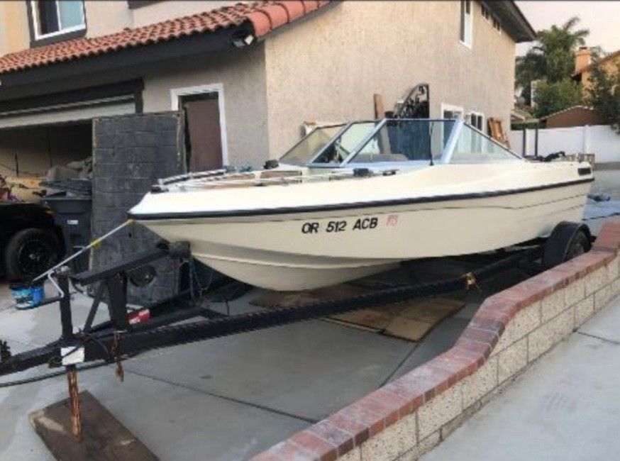1985 Seaswirl Spit Fire