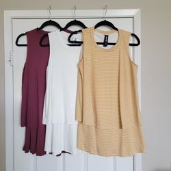 BUNDLE Agnes & Dora Sleeveless Tiered Tunics Size Small