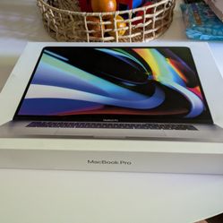 Macbook Pro 16 inch i9 