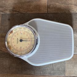 Vintage Salter Scale  