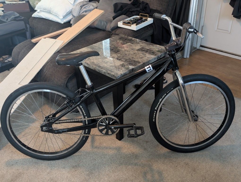 Mosh By Giant 24" Bmx Dirt Jump Bike