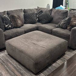 Sectional Living room set up
