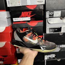Kobe 7 Galaxy size 9.5 VNDS