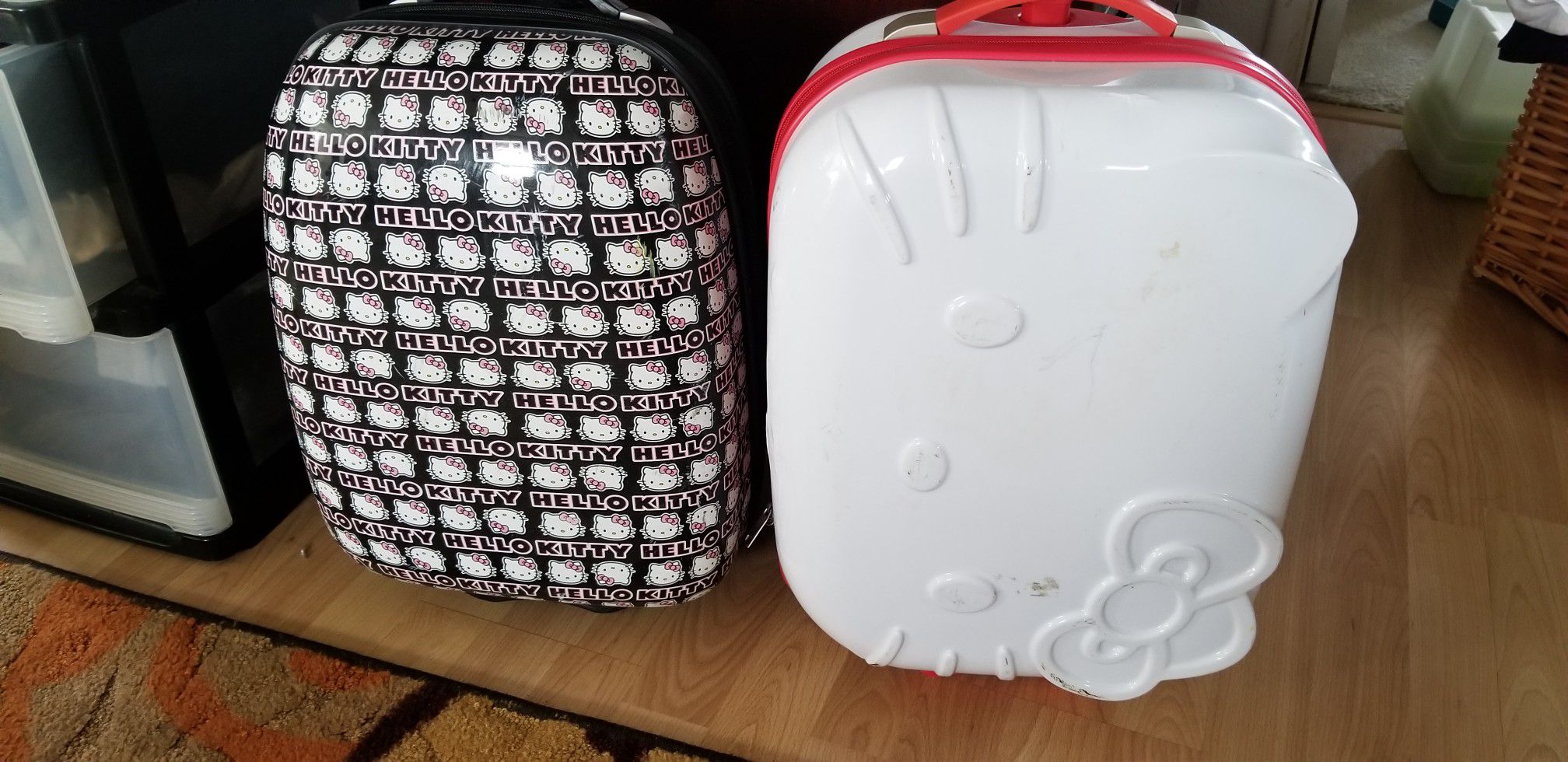 Hello Kitty suitcase
