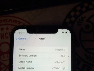 Black iPhone 11 64 Gb
