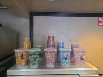Moana cups