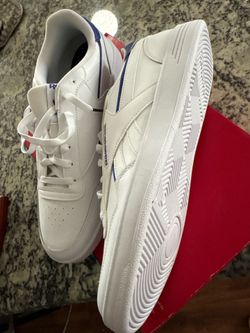 New men rebook sneaker