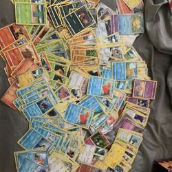 400+ Pokémon Cards Even Some First gen 