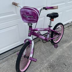 Girls Hollywood bike - 18”  Great For The Summer!!