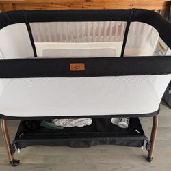 Gently used bassinettes for sale