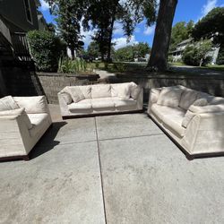  Cozy Microfiber Living Room Set – Sofa, Loveseat & Chair – Gently Used, Great Condition!