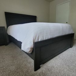 Queen Size Bedroom Set