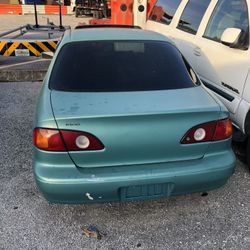 Toyota corolla - TAIL LIGHTS Like New 