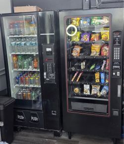 Combo Snack and Drink Vending Machines/Juego de 2 Máquinas Expendedoras (Vending Machines) Comercial – Bebidas y Snacks