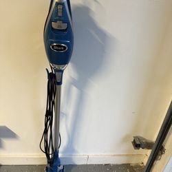 vacuum cleaner