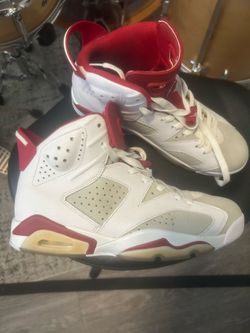 Jordan 6 Retro Alternate Hare (size 8)