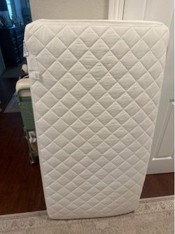 Crib Mattress Unused with optional Bedding