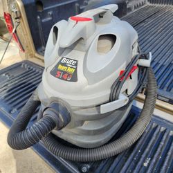 Brute Heavy Duty Shop Vac 