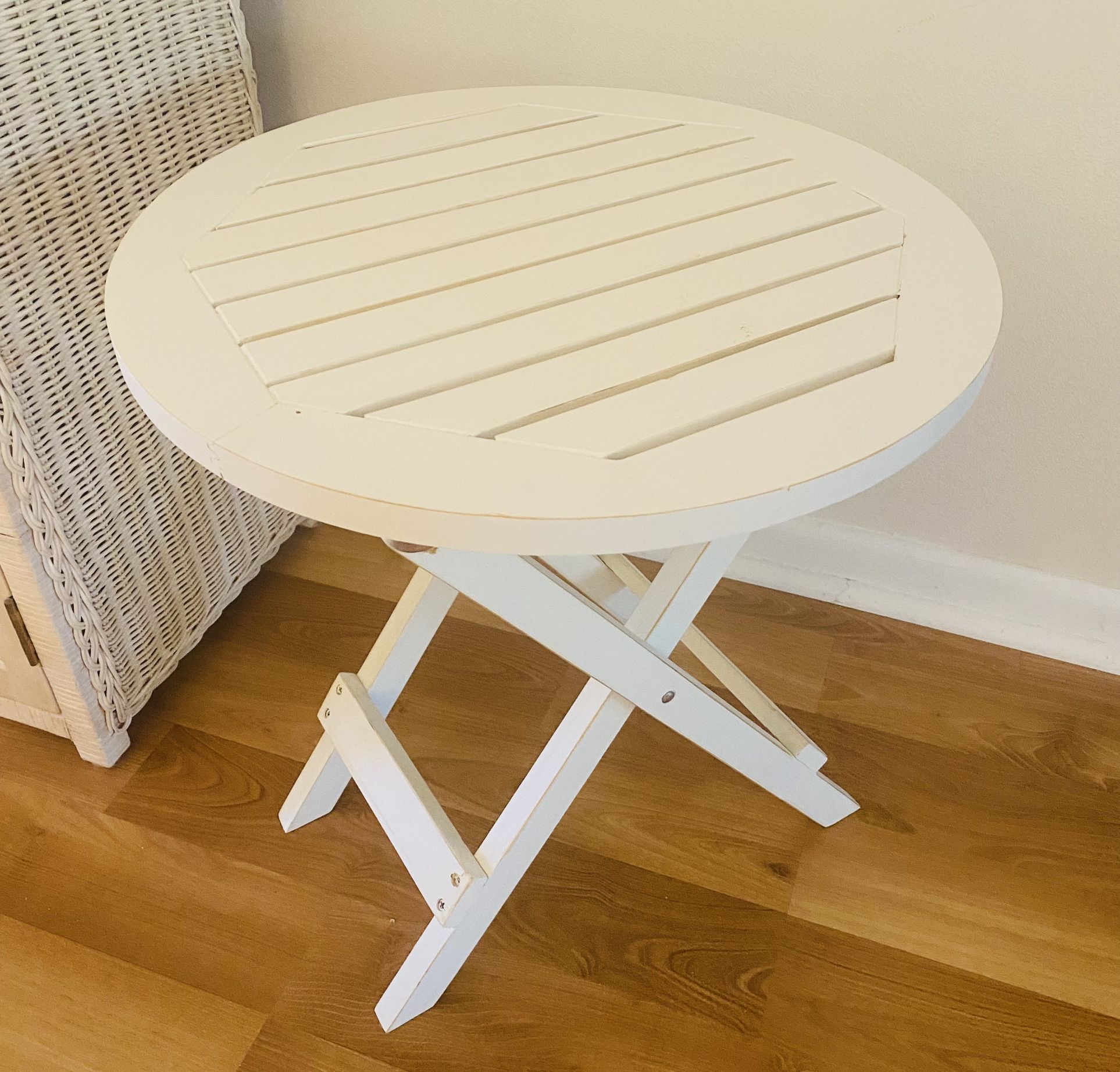 Wooden Side Table - Foldable 