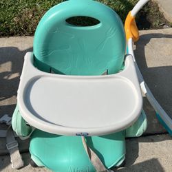 Chico Booster Seat