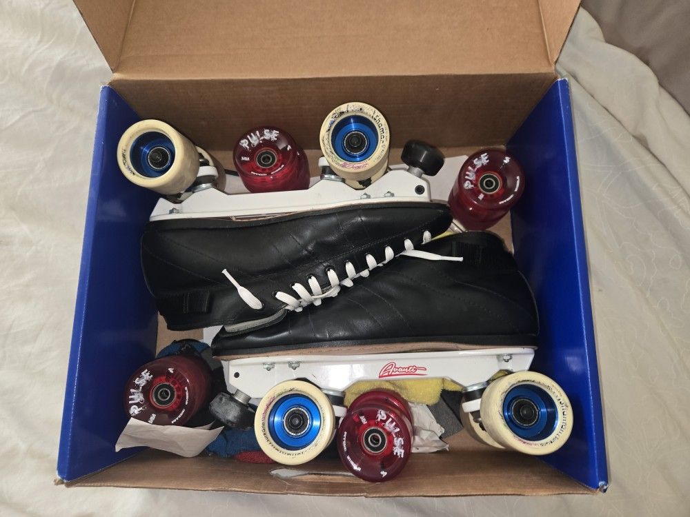 size 12 Riddell skates ,make offer